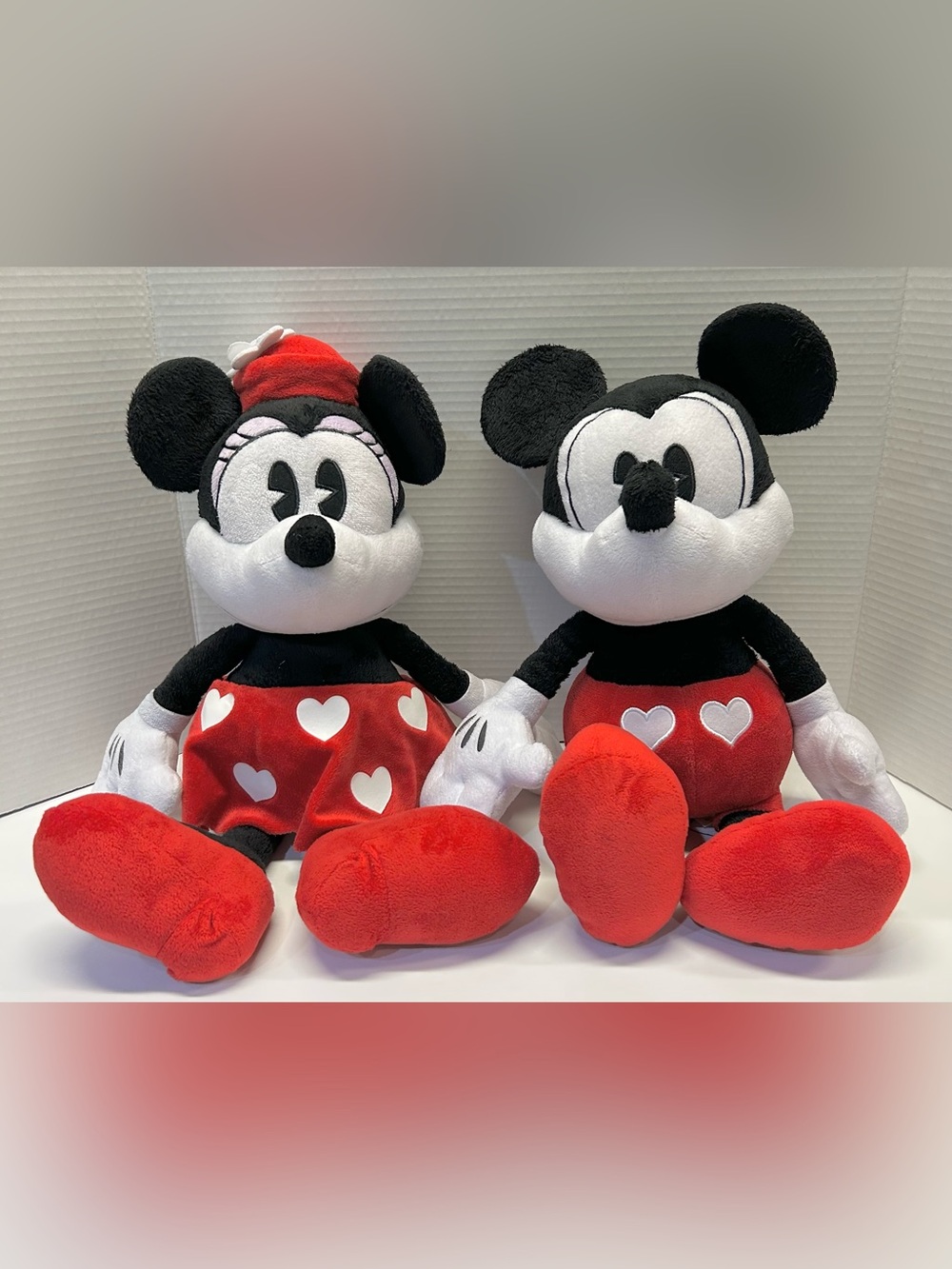 Disneys Mickey and Minnie Mouse Plush Stuffies